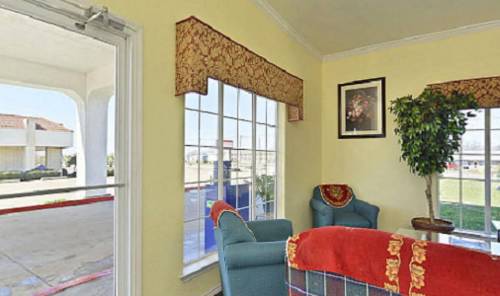 Days Inn Gun Barrel City Buitenkant foto